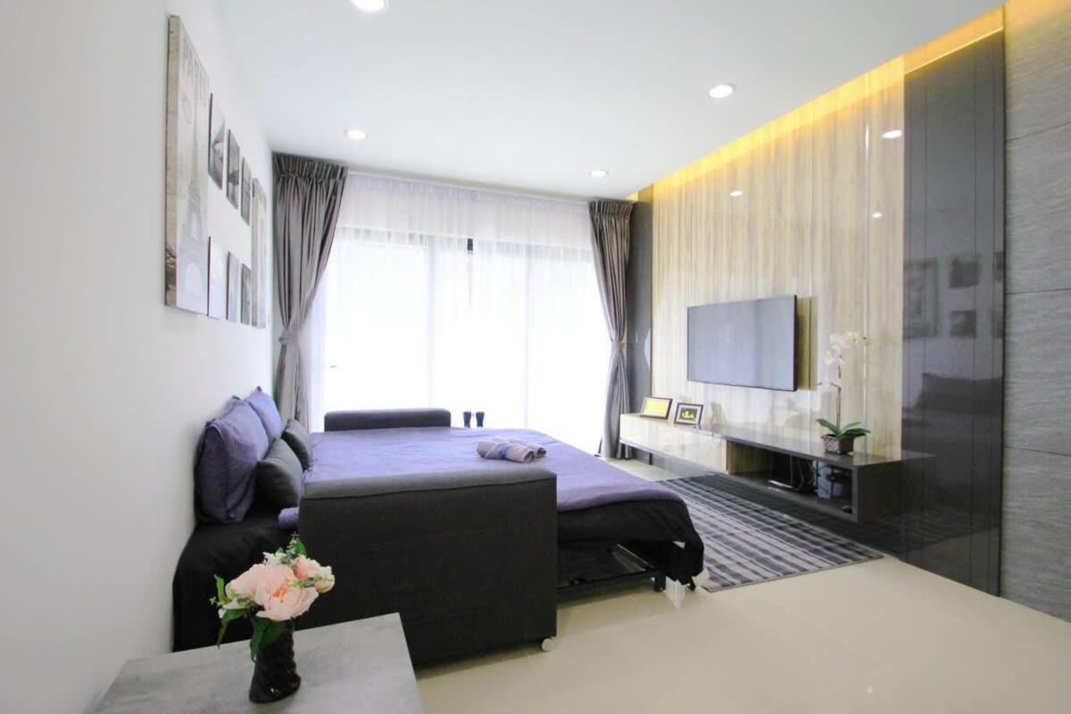 A Stylish High-Floor 2Br Suasana Suites Views Johor Bahru Luaran gambar