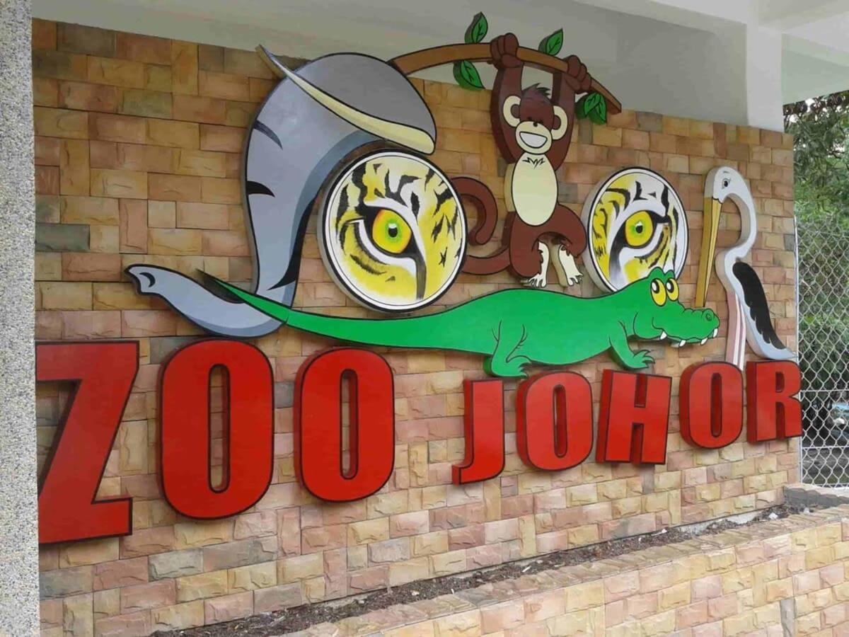 A Stylish High-Floor 2Br Suasana Suites Views Johor Bahru Luaran gambar